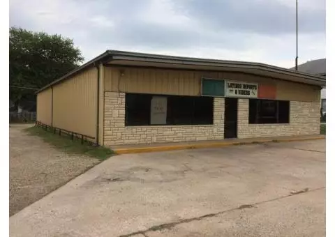 Commercial building for rent